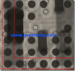 BGA錫球尺寸小于0.4mm，采用降低BGA內(nèi)圍襲球的錫膏量所得到X-Ray，稍微留意一下可以發(fā)現(xiàn)最外圈的錫量(圓的直徑)比其他內(nèi)圍的錫球上的錫量來得多一點(diǎn)點(diǎn)。也就是外圈的黑色圓形直徑比內(nèi)圈的圓形來得大一點(diǎn)點(diǎn)。