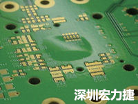 散熱差可能導(dǎo)致PCB阻焊層的剝離。