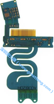 針對需要大幅撓曲應用的特殊結構造型，F(xiàn)PCB可進行彈性雷射裁型，讓FPCB材料的撓曲能力更佳。