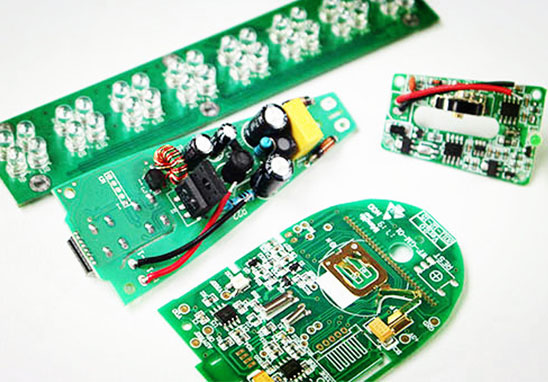 為什么PCB板顏色絕大多數(shù)都是綠色的？